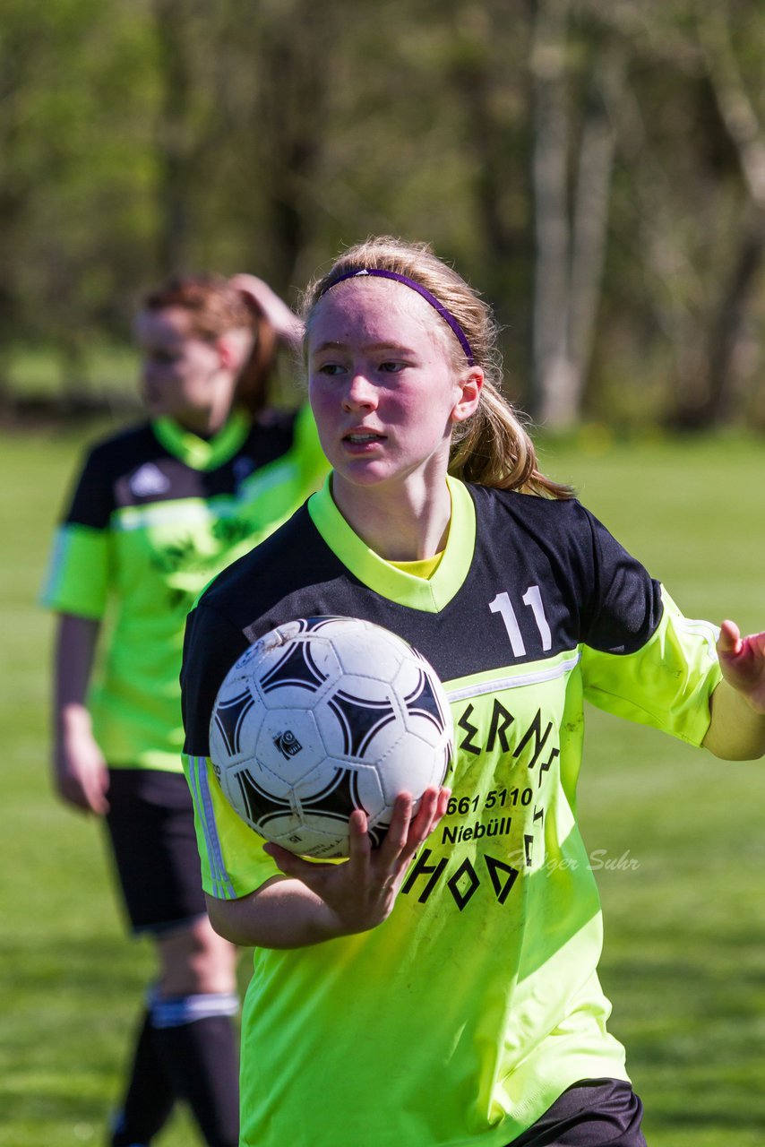 Bild 217 - Frauen SV Frisia 03 Risum Lindholm - Heider SV : Ergebnis: 8:0